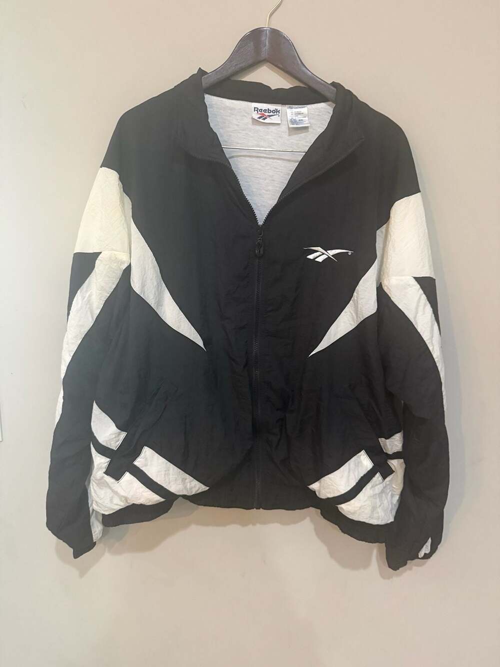 Reebok Vintage Windbreaker Jacket Size XL Black White Nylon
